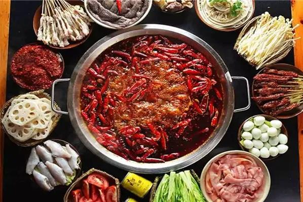 火鍋里面有什么?油碟蘸料能用香油代替嗎