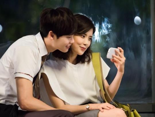 如何追比自己小的男孩子?男生喊你姐是沒(méi)戲了嗎