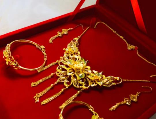 結婚三金屬于夫妻共同財產嗎?結婚三金是哪三金