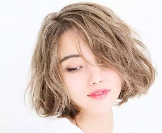 卷發(fā)要怎么打理?頭發(fā)受損怎么辦?
