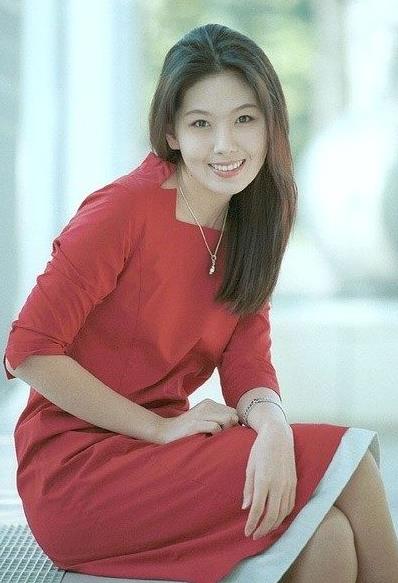 一脫成名的韓國十大當(dāng)紅女星排名,宋慧喬第一,孫藝珍第二