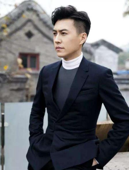 山東十大帥哥明星排名,黃曉明在“中國慈善名人榜“被評第一