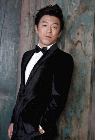 山東十大帥哥明星排名,黃曉明在“中國慈善名人榜“被評第一