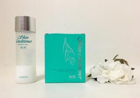 日本cosme大賞十大化妝水排名,娥佩蘭薏仁水物美價(jià)廉