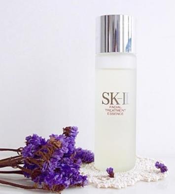 日本cosme大賞十大化妝水排名,娥佩蘭薏仁水物美價(jià)廉