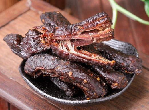 十大公認(rèn)最抗餓的食物,壓縮餅干能量豐富,牛肉干營養(yǎng)價值高