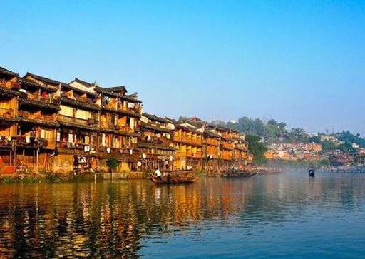 湘西十大景點排名,乾州古城建筑宏偉大氣,猛洞河漂流山清水秀