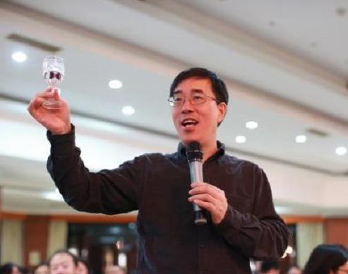 中國(guó)十大教育行業(yè)富豪,楊惠妍家族 、張邦鑫實(shí)力雄厚