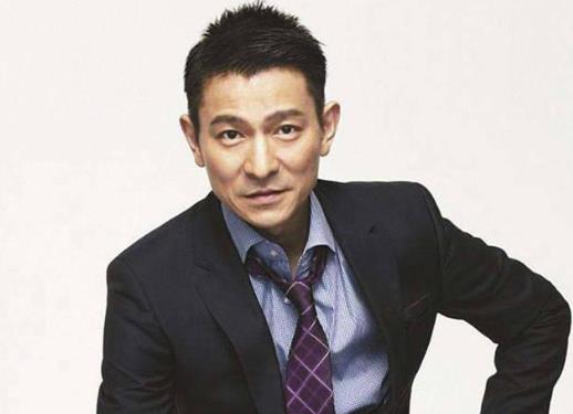 十大娛樂圈明星富豪榜,成龍地位高、周杰倫唱功獨特