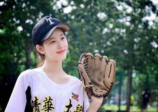 中國(guó)最美十大90后校花排行榜,迪麗熱巴、古力娜扎美得有特色