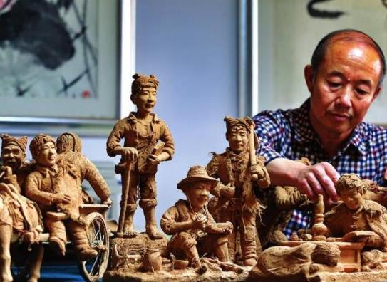 中國民間十大傳統(tǒng)藝術(shù)排名,中國剪紙有群眾基礎(chǔ)、年畫吉祥喜慶