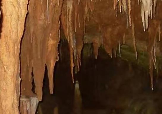 中國十大著名溶洞奇觀,安順龍宮是全國最長水溶洞、雞冠洞是自然大空調
