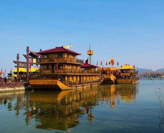 江蘇旅游必去的十大景點排名,蘇州園林、夫子廟秦淮風光帶景區非常迷人