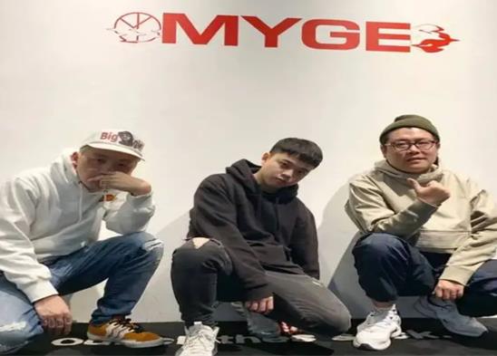 國內十大年輕人的潮牌,Stage以原創為主、MADNESS風格比較簡約