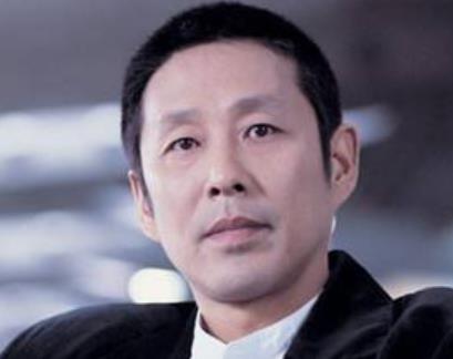 廣告明星賺錢排行 成龍自身的商業(yè)價(jià)值自然很高