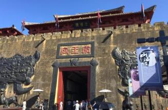 中國門票最貴的高價景區排行榜 布達拉宮麋集了多種生物資源