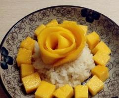泰國(guó)美食 泰式炒河粉這也可說是泰國(guó)菜里的招牌菜