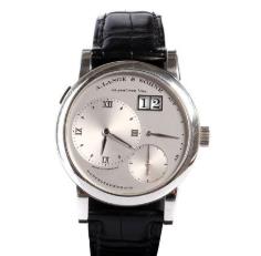德國(guó)手表品牌排行榜 名列世界頂級(jí)名牌的是A.LANGE&SOEHNE
