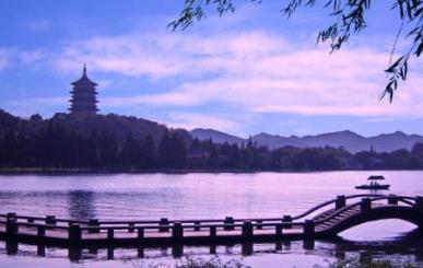 情侶必去的浪漫地方 麗江是麗江之行不能錯(cuò)過的美景