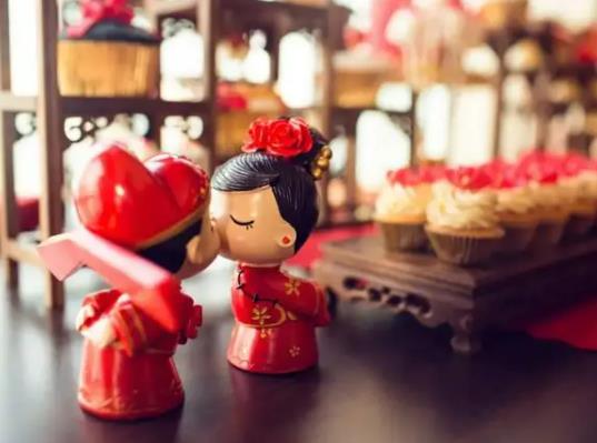 結婚請帖時間一般寫幾點?結婚腰鏡要買幾個 結婚請帖時間一般寫幾點?結婚腰鏡要買幾個