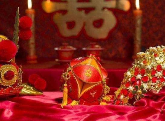 結(jié)婚典禮吉時是幾時幾分?結(jié)婚腰鏡要放在哪里 結(jié)婚典禮吉時是幾時幾分?結(jié)婚腰鏡要放在哪里