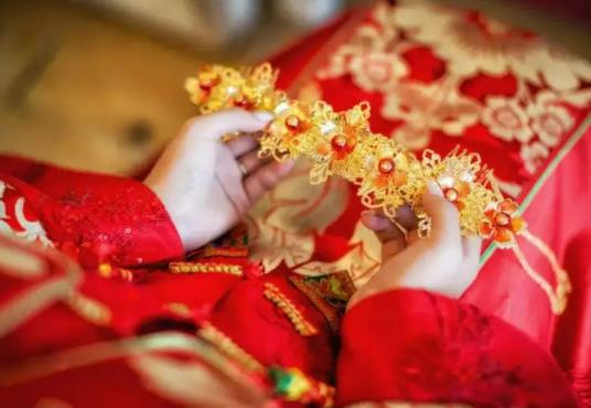 結婚被子要不要先洗一下?結婚被子是男方準備還是女方準備 結婚被子要不要先洗一下?結婚被子是男方準備還是女方準備