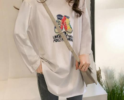 網上買的衣服要不要先洗一下?剛買的外套要不要洗了再穿 網上買的衣服要不要先洗一下?剛買的外套要不要洗了再穿