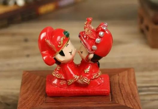 結婚三天后能穿白鞋嗎?訂婚和結婚時間可以跨年嗎 結婚三天后能穿白鞋嗎?訂婚和結婚時間可以跨年嗎