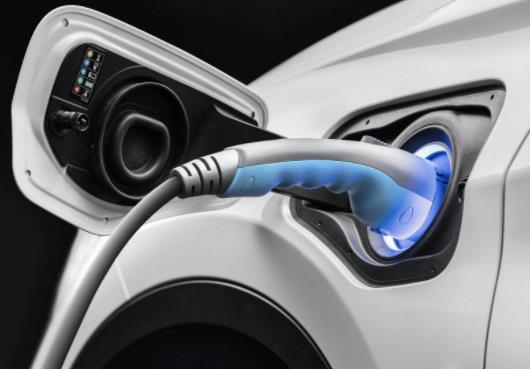 新能源車用完充電還是每天充電?新能源車快充時能開空調(diào)嗎 新能源車用完充電還是每天充電?新能源車快充時能開空調(diào)嗎