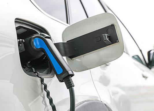 家用充電樁怎么充電劃算?汽車(chē)慢充可以沒(méi)充滿就停止嗎 家用充電樁怎么充電劃算?汽車(chē)慢充可以沒(méi)充滿就停止嗎
