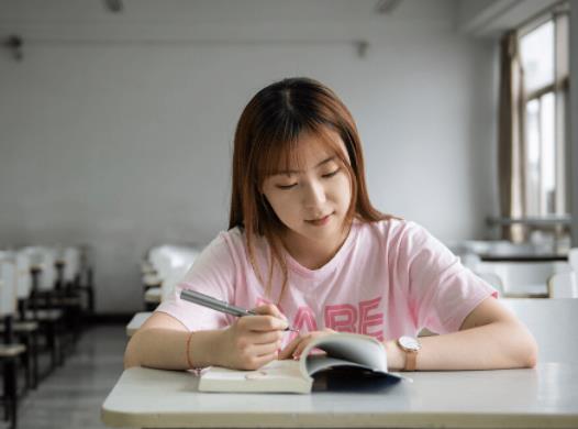 單招被錄取后要回高中繼續(xù)上學(xué)嗎?單招離校有規(guī)定嗎 單招被錄取后要回高中繼續(xù)上學(xué)嗎?單招離校有規(guī)定嗎