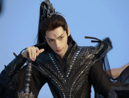 黎蘇蘇愛(ài)澹臺(tái)燼嗎?長(zhǎng)月?tīng)a明澹臺(tái)燼哪集知道黎蘇蘇是葉夕霧 黎蘇蘇愛(ài)澹臺(tái)燼嗎?長(zhǎng)月?tīng)a明澹臺(tái)燼哪集知道黎蘇蘇是葉夕霧