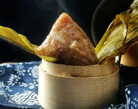 粽子隔夜煮的早上還要熱一下嗎?煮粽子加什么又軟又糯又好吃 粽子隔夜煮的早上還要熱一下嗎?煮粽子加什么又軟又糯又好吃