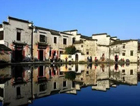 適合學(xué)生窮游的十個(gè)地方,北京很多景點(diǎn)有半價(jià)、成都城市魅力高 適合學(xué)生窮游的十個(gè)地方,北京很多景點(diǎn)有半價(jià)、成都城市魅力高