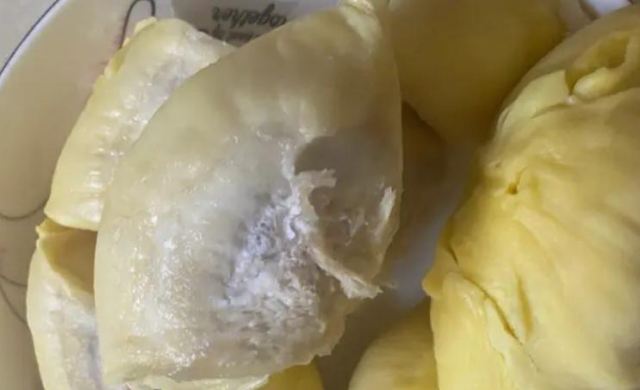榴蓮?fù)鈿ぐl(fā)霉了還能吃嗎?榴蓮壞了吃了會(huì)中毒嗎 榴蓮?fù)鈿ぐl(fā)霉了還能吃嗎?榴蓮壞了吃了會(huì)中毒嗎