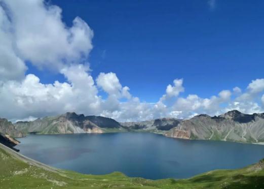 8月份適不適合去長白山?2023年8月份去長白山能看到天池嗎 8月份適不適合去長白山?2023年8月份去長白山能看到天池嗎