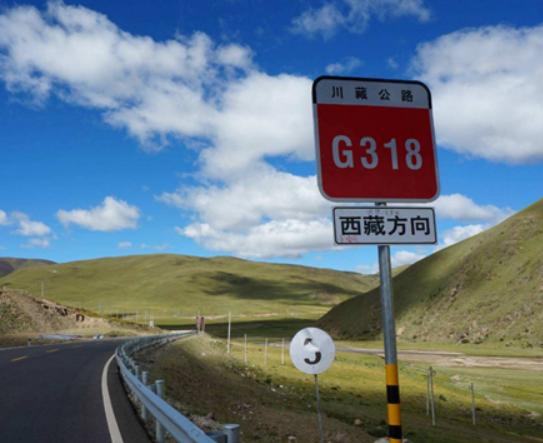 中國十大最美天路排名,塔克拉瑪干沙漠公路、新藏公路都非常有名 中國十大最美天路排名,塔克拉瑪干沙漠公路、新藏公路都非常有名