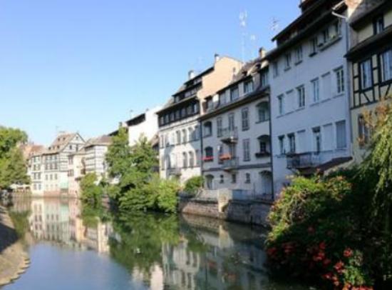 法國(guó)最好玩的城市排名,巴黎以浪漫為名、普羅旺斯是婚紗拍照圣地 法國(guó)最好玩的城市排名,巴黎以浪漫為名、普羅旺斯是婚紗拍照圣地
