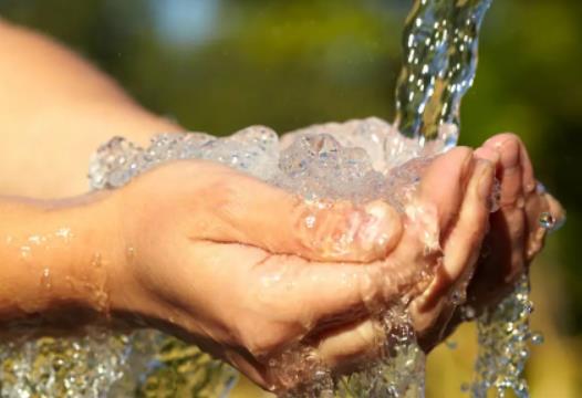 水費(fèi)是交當(dāng)月的還是上月的?水費(fèi)是先用后交還是先交后用 水費(fèi)是交當(dāng)月的還是上月的?水費(fèi)是先用后交還是先交后用