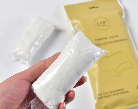 一次性內(nèi)褲有味道正常嗎?一次性內(nèi)褲買純棉的好還是無紡布的好 一次性內(nèi)褲有味道正常嗎?一次性內(nèi)褲買純棉的好還是無紡布的好