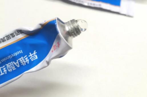 吃異維a酸面部潮紅怎么回事?異維a酸吃藥之后的體驗 吃異維a酸面部潮紅怎么回事?異維a酸吃藥之后的體驗