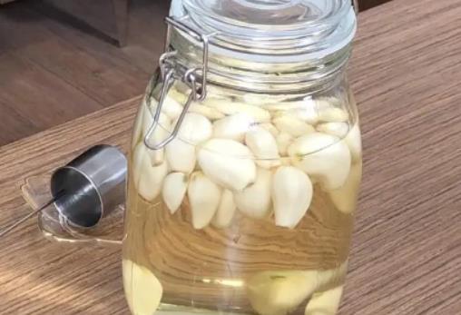 草木灰最適合什么土壤?草木灰對(duì)大蒜有什么作用 草木灰最適合什么土壤?草木灰對(duì)大蒜有什么作用