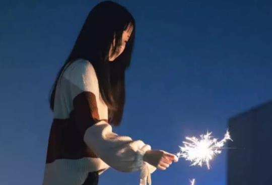 燃放仙女棒會被拘留嗎?仙女棒會引起火災(zāi)嗎 燃放仙女棒會被拘留嗎?仙女棒會引起火災(zāi)嗎