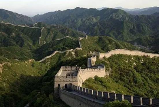 八達(dá)嶺長城建議坐纜車上去嗎?八達(dá)嶺長城纜車是到南城還是北城 八達(dá)嶺長城建議坐纜車上去嗎?八達(dá)嶺長城纜車是到南城還是北城