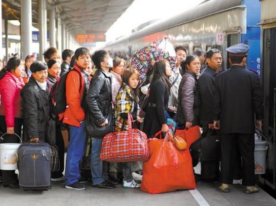 2024高速春運從什么時候開始?春運期間長途大巴車會漲價嗎 2024高速春運從什么時候開始?春運期間長途大巴車會漲價嗎