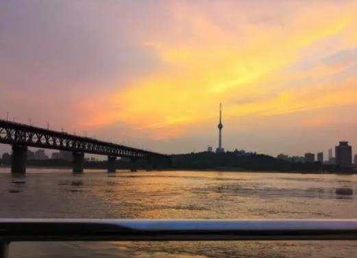 2024年武漢4月份天氣熱嗎?2024年武漢什么時候天氣才轉熱 2024年武漢4月份天氣熱嗎?2024年武漢什么時候天氣才轉熱