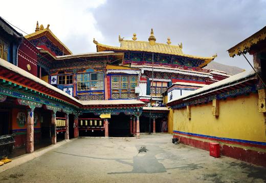 中國(guó)十大藏傳佛教寺院,布達(dá)拉宮歷史悠久、扎什倫布寺文化底蘊(yùn)深厚 中國(guó)十大藏傳佛教寺院,布達(dá)拉宮歷史悠久、扎什倫布寺文化底蘊(yùn)深厚