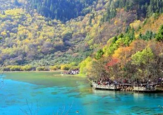 十大國內旅游景點排行榜,黃山風景區很震撼、九寨溝景區美如畫 十大國內旅游景點排行榜,黃山風景區很震撼、九寨溝景區美如畫