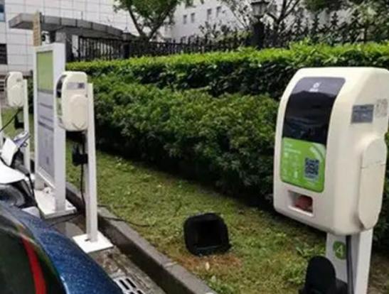 十大充電樁品牌排行,特斯拉充電樁能無限擴容、許繼充電樁綜合配套能力強 十大充電樁品牌排行,特斯拉充電樁能無限擴容、許繼充電樁綜合配套能力強