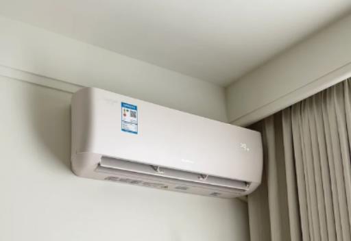 空調(diào)出風(fēng)口擋板不歸位怎么辦?夏天開空調(diào)蓋厚被子正常嗎 空調(diào)出風(fēng)口擋板不歸位怎么辦?夏天開空調(diào)蓋厚被子正常嗎